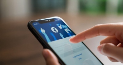 Facebook с нов приоритет: Мобилно господство
